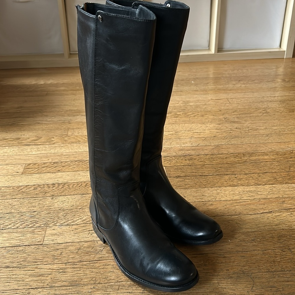 New Frye Melissa Stud Back Zip Boots Black 7.5